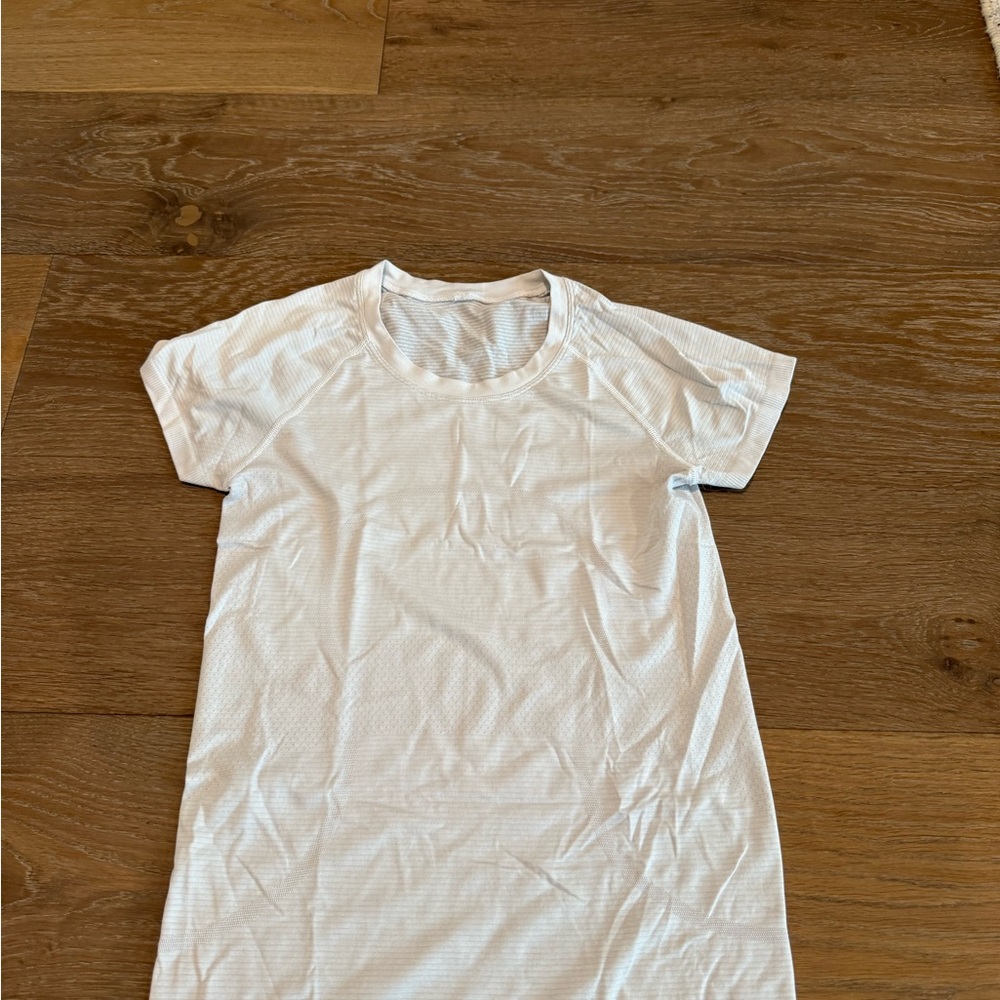 lululemon athletica White Short Sleeve Tee
